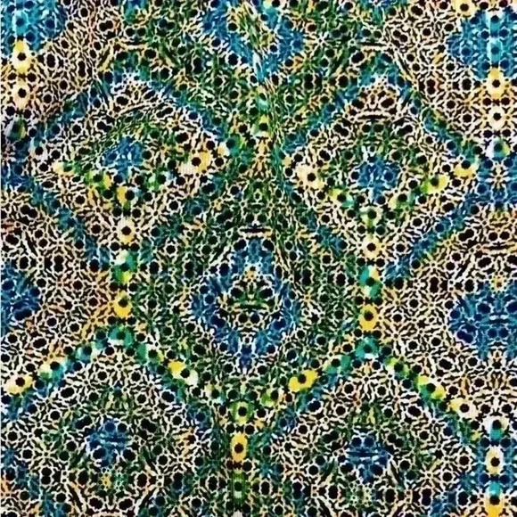 LuLaRoe Randy Raglan Tee; women’s size Small - Picture 5 of 6